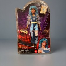 Mattel Disney Descendants 4 Rise of Red Fashi...