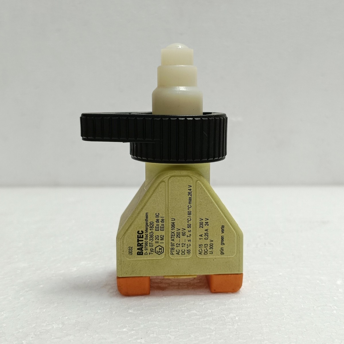 Bartec D-97980 Bad Mergentheim Illuminated Button 07-3363-1820