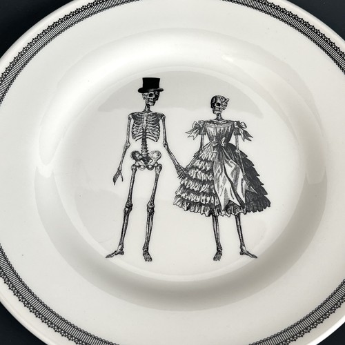 2 Royal Stafford Halloween Salad Plates Skeleton Couple Holding Hands 8.5” - Picture 4 of 6