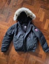 Canada Goose girls jacket in Black - Size Large 14-16 years