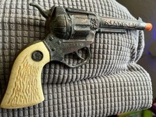 Vintage German Shepherd Rin Tin Tin cap gun toy pistol Rare