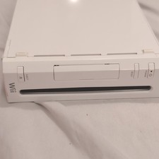 Nintendo Wii RVL-001 White Console Bundle w/ 3 Remotes, 3 Nunchuks, Sensor Bar