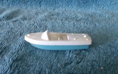 TOOTSIETOY CHRIS-CRAFT CAPRI PLASTIC BOAT