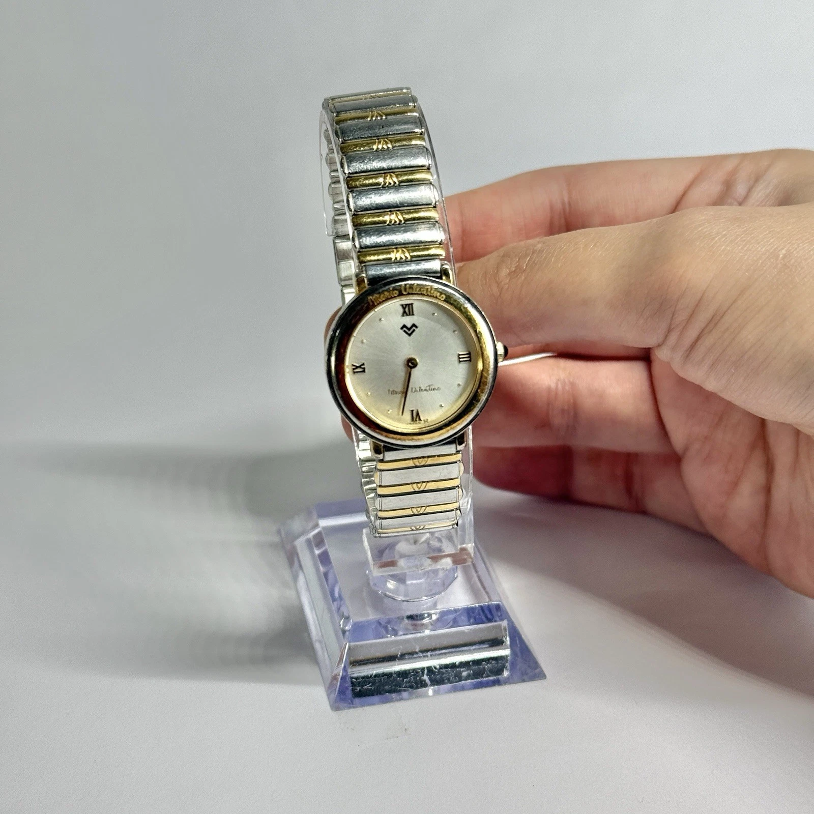 MARIO VALENTINO MV-700 Analog Silver Tone Women Vintage Watch W694 *WORKING
