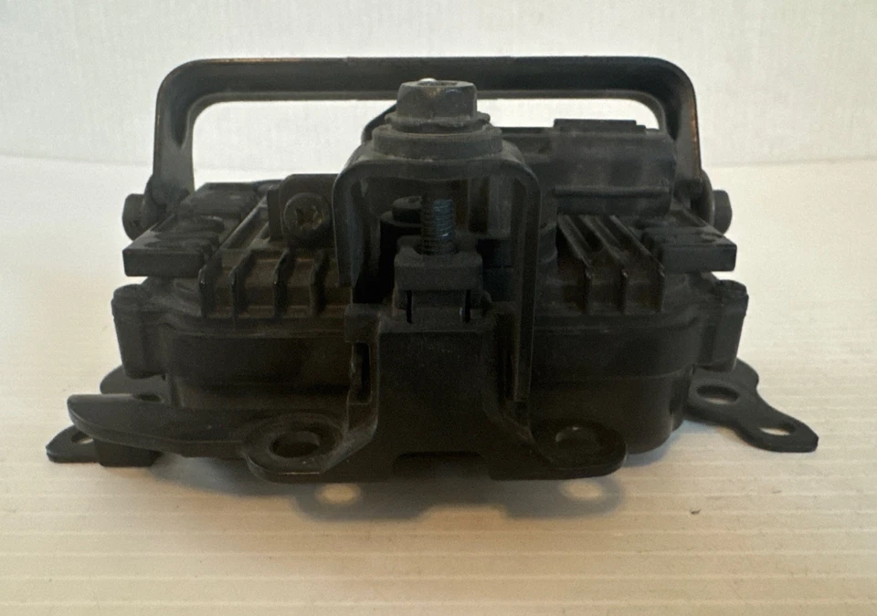 2019 - 2022 Toyota Avalon Cruise Control Distance Sensor 88210-07011 OEM K0081 - Image 4 of 4