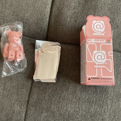Bearbrick 100% Be@rbrick Series 45 Basic “B” With Card | eBay