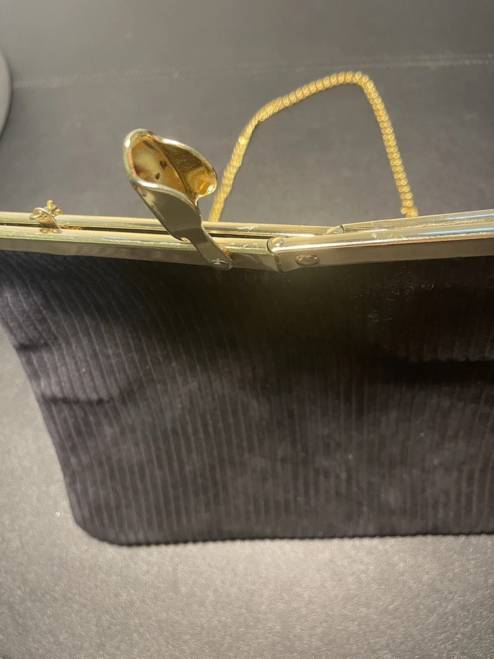 Bolso Bandolera Mr. M New York Vintage MCM Pana Negra Apertura Cuadrada Foto 2 de 4