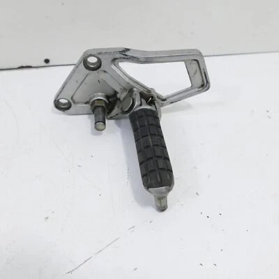 Kawasaki GPX 600 R Ez : 99 Repose-Pieds à Gauche Plaque 69477 - Photo 1/4