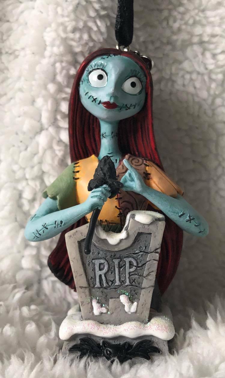 Disney Store Sketchbook Nightmare Before Christmas 'Sally' Tree 🎄 Decoration