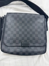 Louis Vuitton Damier Graphite Men's Messenger Crossbody Bag Gray/Black Strap