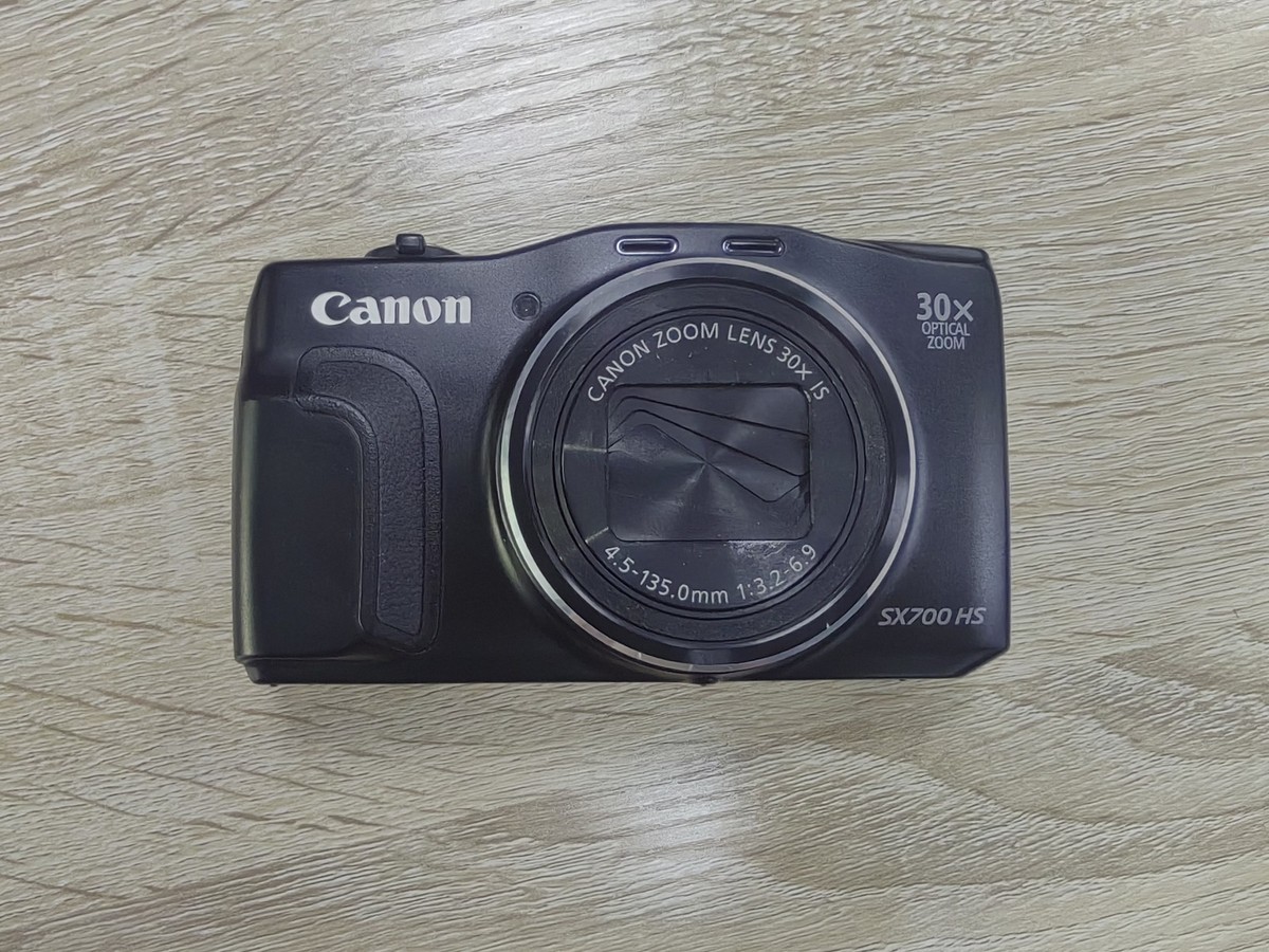 CANON Powershot SX700 HS Black 16.1MP Digital Camera Battery