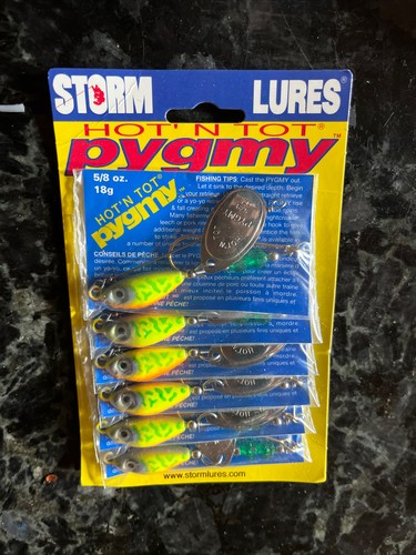 FULL CARD OF 6 HTF STORM LURES PYGMY SPINS 5/8 OZ Purple Hot Tiger - Picture 1 of 1