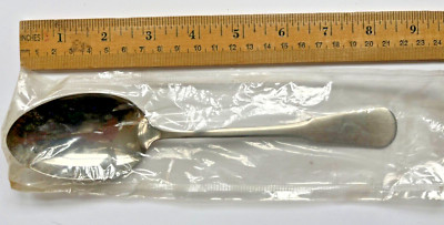 NEW. SSS by ONEIDA Large Serving Spoon 8 1/2''  Stainless Silverware / Flatware