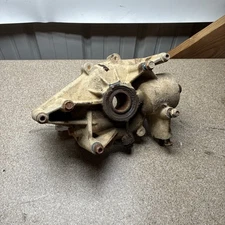 2007 POLARIS SPORTSMAN 700 EFI REAR BACK DIFFERENTIAL GEARBOX ASSMEBLY 1332366