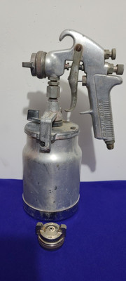 Devilbiss JGA 503 Siphon Feed Spray Gun With Cup  + Air Cap #30