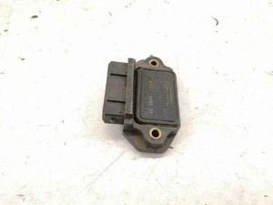 AUDI 100 Avant 4A, C4 Motorsteuergerät ECU 211905351 1.98 Petrol 74kw 27146917