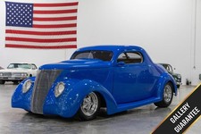 1937 Ford Coupe Street Rod