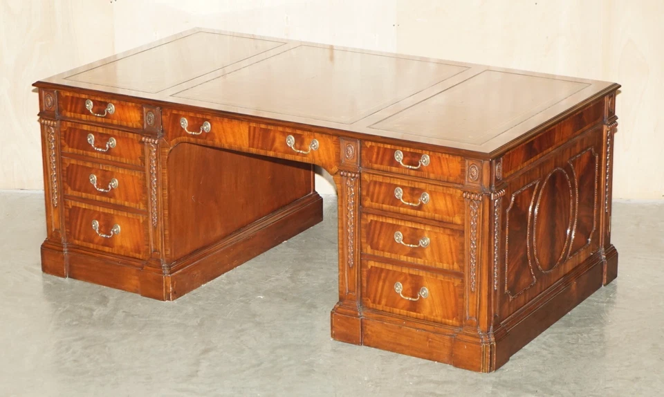 FULLY RESTORED EXTRA LARGE DOUBLE SIDED REGENCY TWIN PEDESTAL PARTNER DESK — 第 2/4 张图片
