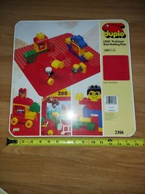  1991 LEGO DUPLO 2 Large Red Building Plate 2306  SEALED 164409 & 1 Green  2304 