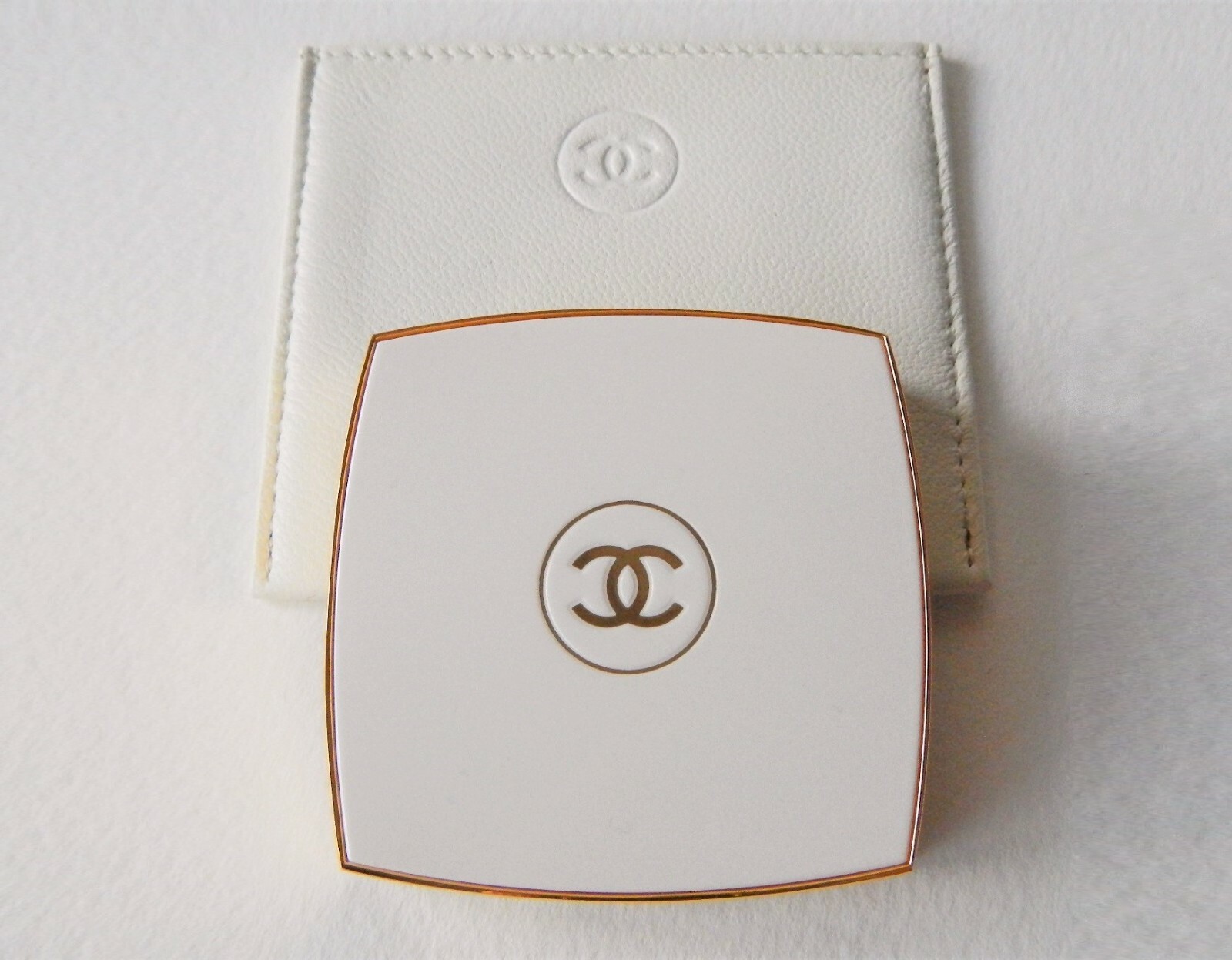 coco mademoiselle solid perfume