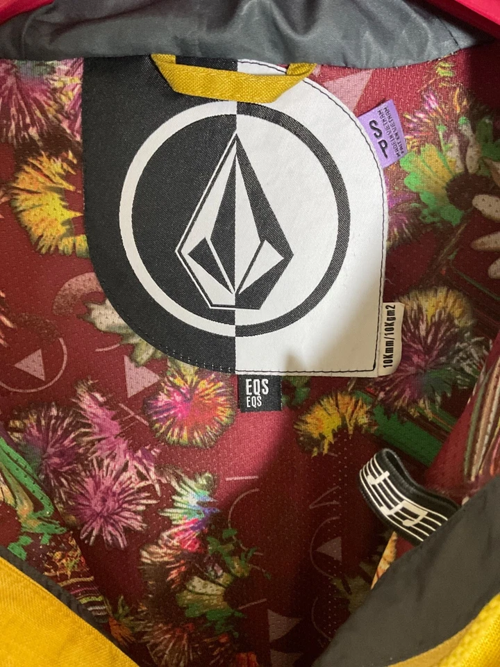 Volcom Womens EQS Fit Hooded Snowboarding Jacket Yellow S Weatherproof - Image 2 of 3