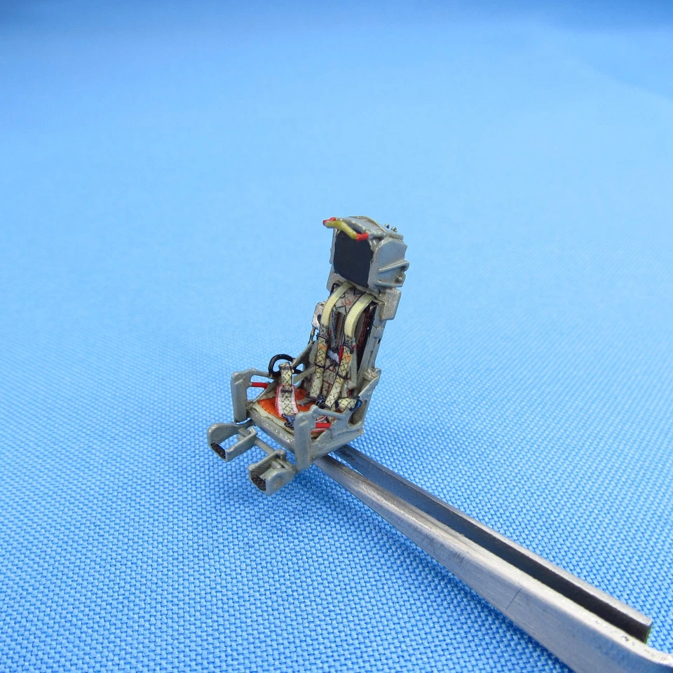 Siège éjectable KK-2 pour MiG-17 MiG-19 MiG-21 (imprimé en 3D) échelle 1:48 M... - Photo 4/4