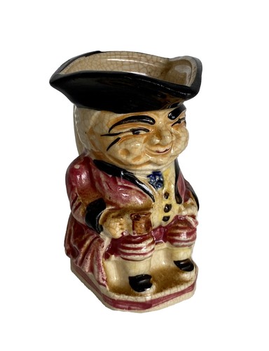 Tiny Vintage Pair of Colonial Man & Woman Toby Mugs, Japan 3.75" Tall - Picture 14 of 15