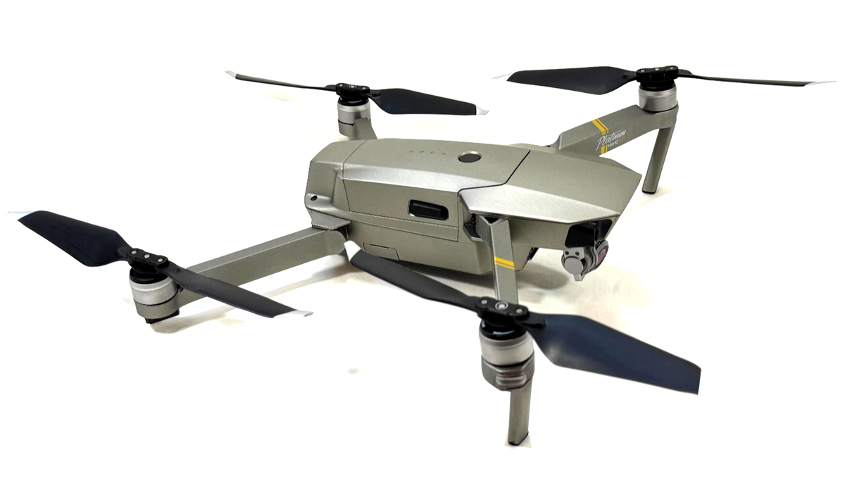 renodji Mavic Pro Platinum Drone ドローン Amazon.com: DJI Mavic Pro Platinum 4K Drone Electronics