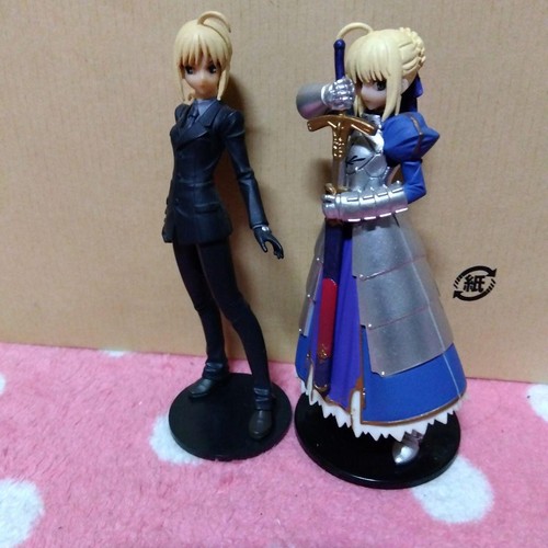 Fate Zero Saber Figure Set Suit Armor Capsule Q Young Ace Bonus Japan ...
