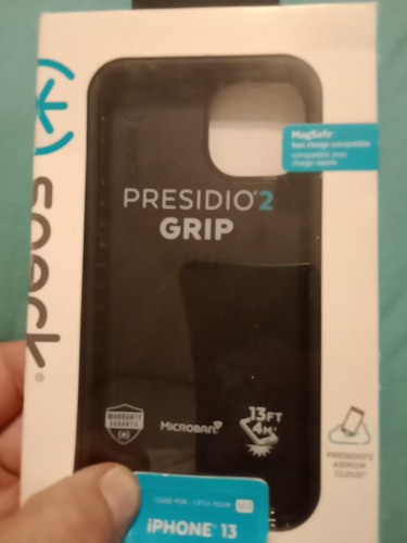 Speck Presidio2 Pro Case for iPhone 13 – MagSafe – Black - 第 1/2 張圖片