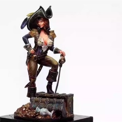 Female Pirate Leader 1/24 Scale Resin Figure Model Kit Unassembled Unpainted Toy