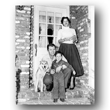 Audie Murphy Pamela Archer Photo 8x10 Son Dog 1955 Actor Army Soldier UK