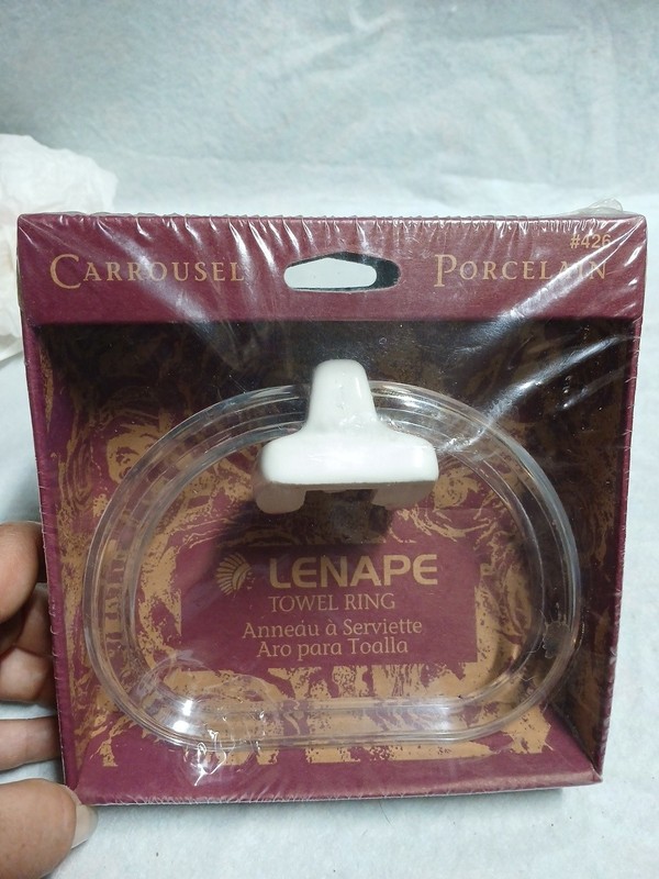 NOS Vintage Clear Lucite White Porcelain Towel Holder Ring  Carrousel #426