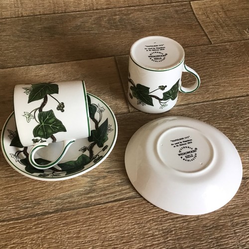 Wedgwood Vintage NAPOLEON IVY Expresso Cup & Saucers 2x Etruria & Barlaston Tea - Picture 7 of 15