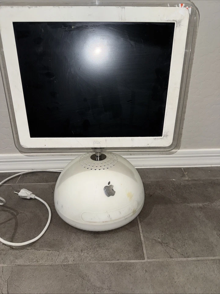 Apple iMac G4 M6498 15” 2003 Swivel Monitor Untested Selling As Is - Image 2 of 4