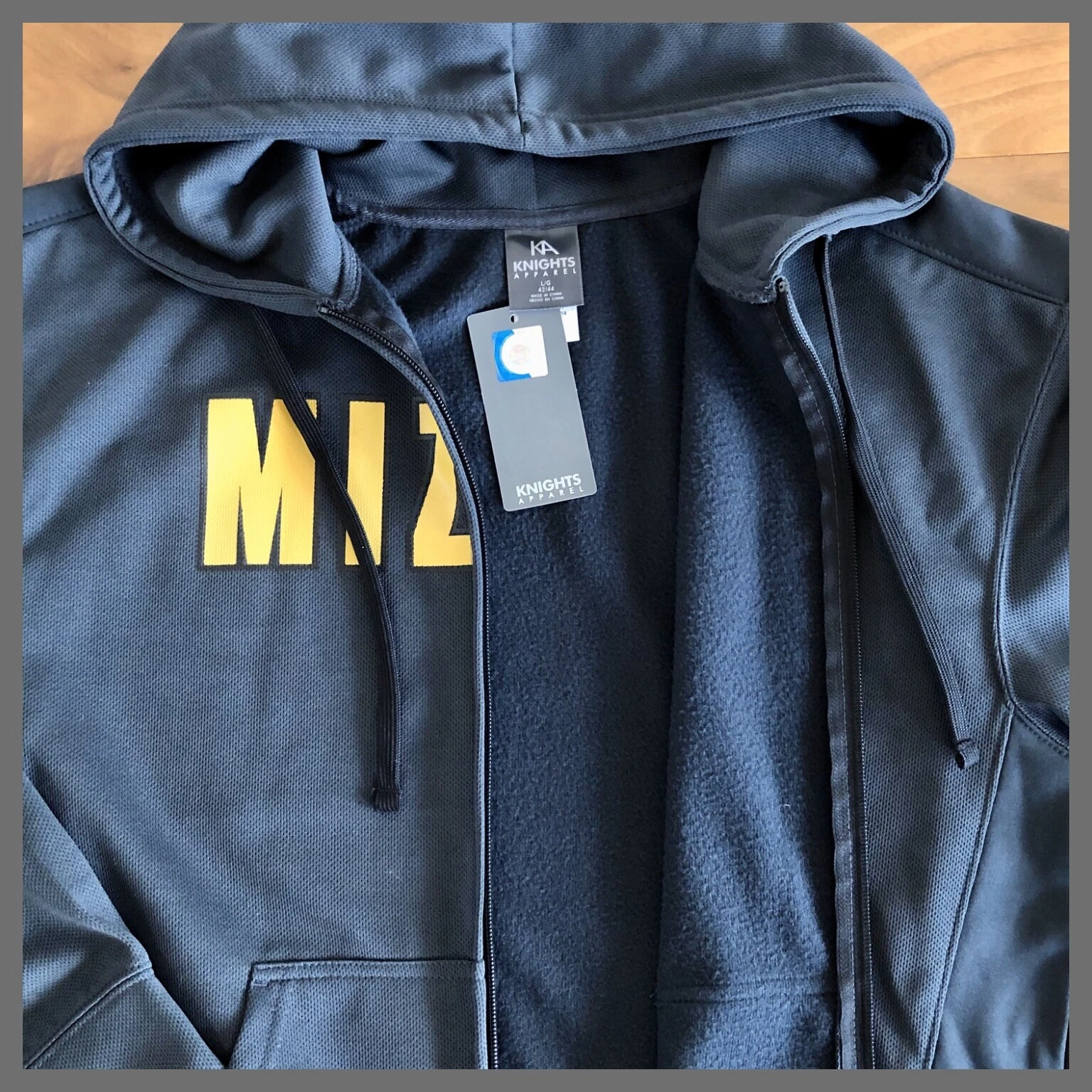 VETEMENTS Felpa con cappuccio zip intera nuova con etichette Knights Apparel Charcoal Missouri Tigers MIZZOU taglia L