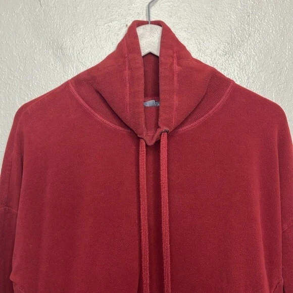 sweaty-betty harmonise luxe fleece funnel neck thumbhole sweatshirt