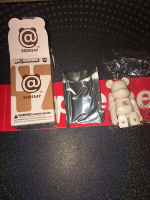 Be@Rbrick Series 47 Basic E 100 Medicom BearBrick
