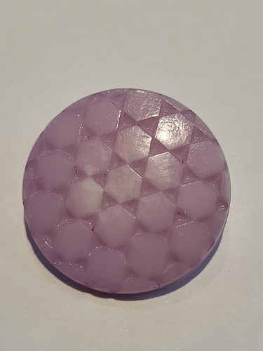 Antique Lavender Celluloid Button 1.07" Lilac Fish Scale Polygon Round 7857 - Imagen 2 de 5