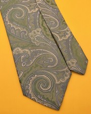 Nautica Green Paisley Pattern 100 Silk Tie Necktie EUC