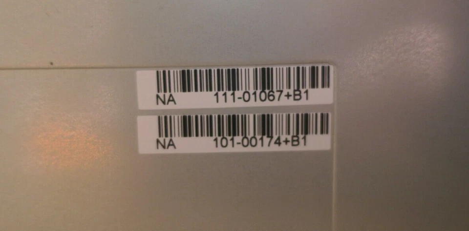NetApp FAS2220 12x 3.5" Bay 2U Dual Controller Storage System NAF-1201 2x PSU - Image 4 of 4