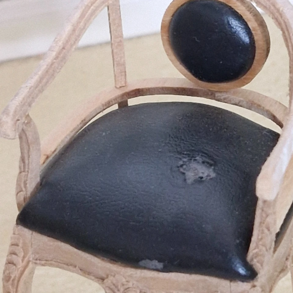 Escala 1:12, casa de muñecas, muebles, par de taburetes de bar de Bespaq QU10 Foto 4 de 4