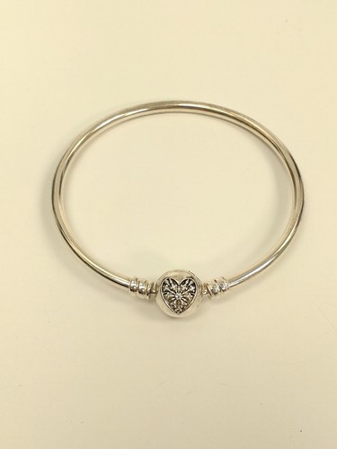 Pandora Ltd Edition Bangle YOU MELT MY HEART + 2 Charms Sterling Silver Boxed - Picture 6 of 12