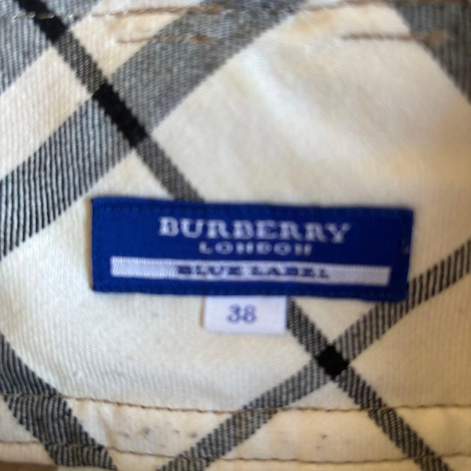 Falda plisada BURBERRY talla 38 beige con cintura a rayas Foto 2 de 4