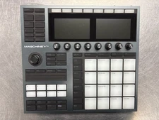 Native Instruments MASCHINE PLUS HW Production Workstation Sampler (QUC025379)