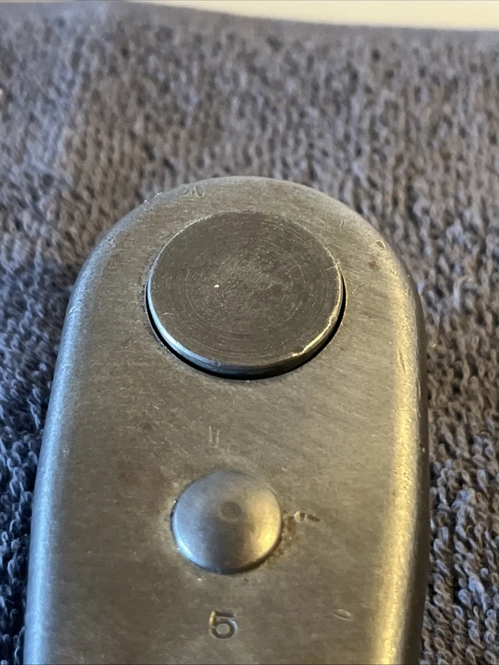 Vtg 1940's Blackhawk 49977 1/2" Dr Ratchet 18 Teeth Gear & Lock On Drive Stud - Image 4 of 4