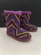 Girls UGG T Bailey Bow II Galactic Print Boots Purple Green  1133130T Sz 11