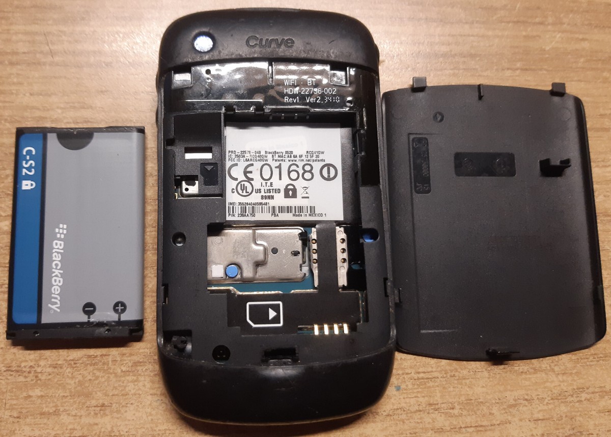 2x BlackBerry Mobile Phones: Models: 8900 and Curve 8520 