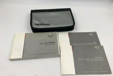 2005 Nissan Altima Owners Manual Set With Case Oem E01b05052