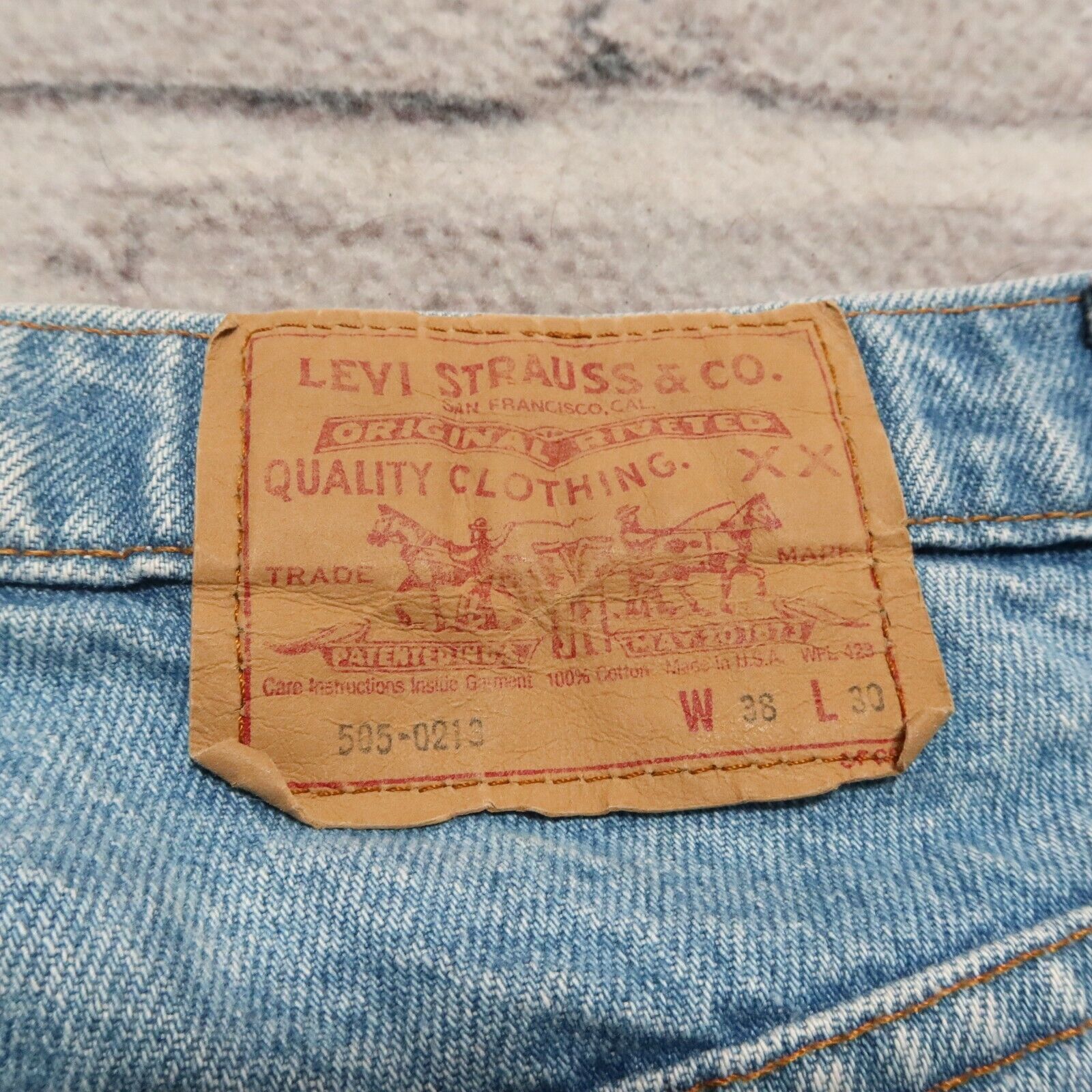 Vintage 90s Levis 505-0213 Denim Jeans Made in USA 37 Light Wash 505